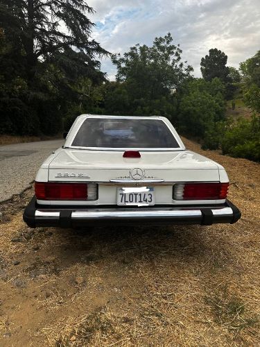 Mercedes-benz-Other-1985-White-Burgundy-Leather-1