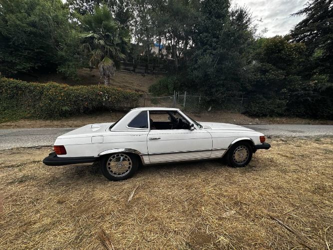 Mercedes-benz-Other-1985-White-Burgundy-Leather-12
