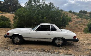Mercedes-benz-Other-1985-White-Burgundy-Leather