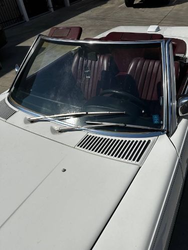 Mercedes-benz-Other-1985-White-Burgundy-Leather-4