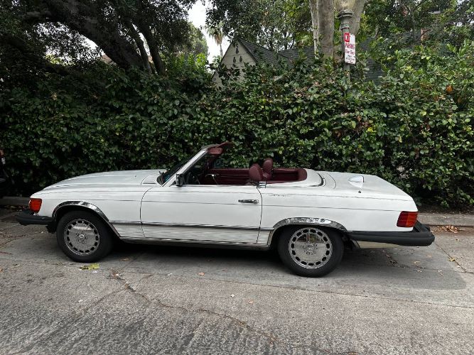 Mercedes-benz-Other-1985-White-Burgundy-Leather-6