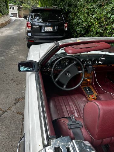 Mercedes-benz-Other-1985-White-Burgundy-Leather-7