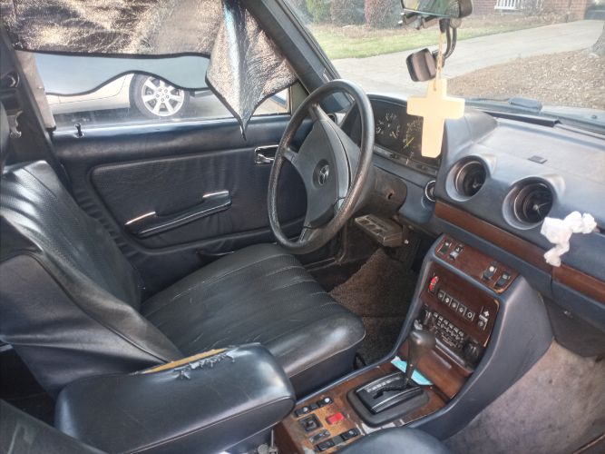 Mercedes-benz-Other-1986-Blue-Blue-4