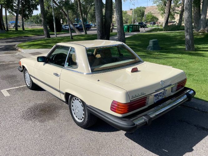Mercedes-benz-Other-1986-Cream-Brown-14