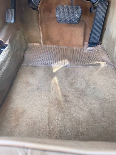Mercedes-benz-Other-1986-Cream-Brown-3