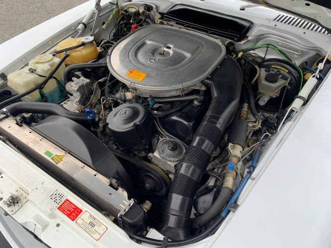 Mercedes-benz-Other-1986-White-2