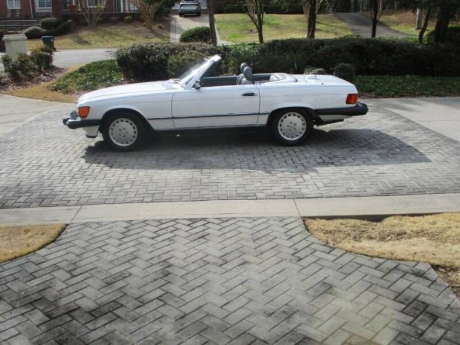 Mercedes-benz-Other-1987-Artic-White-Gray-Leather-10