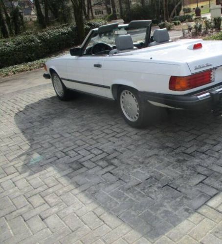 Mercedes-benz-Other-1987-Artic-White-Gray-Leather-15