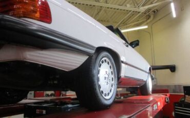 Mercedes-benz-Other-1987-Artic-White-Gray-Leather-26