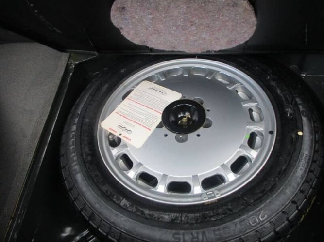 Mercedes-benz-Other-1987-Artic-White-Gray-Leather-28