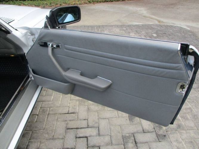 Mercedes-benz-Other-1987-Artic-White-Gray-Leather-34