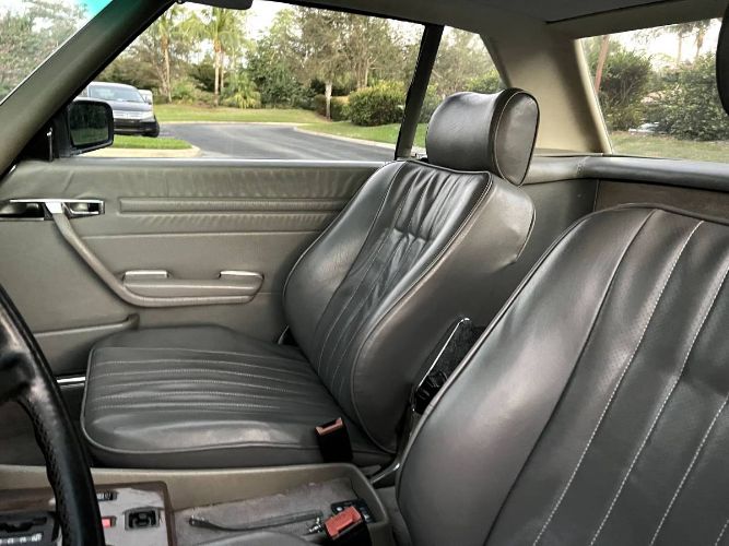Mercedes-benz-Other-1988-Gray-Black-14