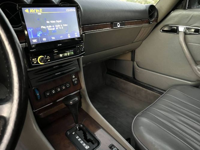 Mercedes-benz-Other-1988-Gray-Black-15