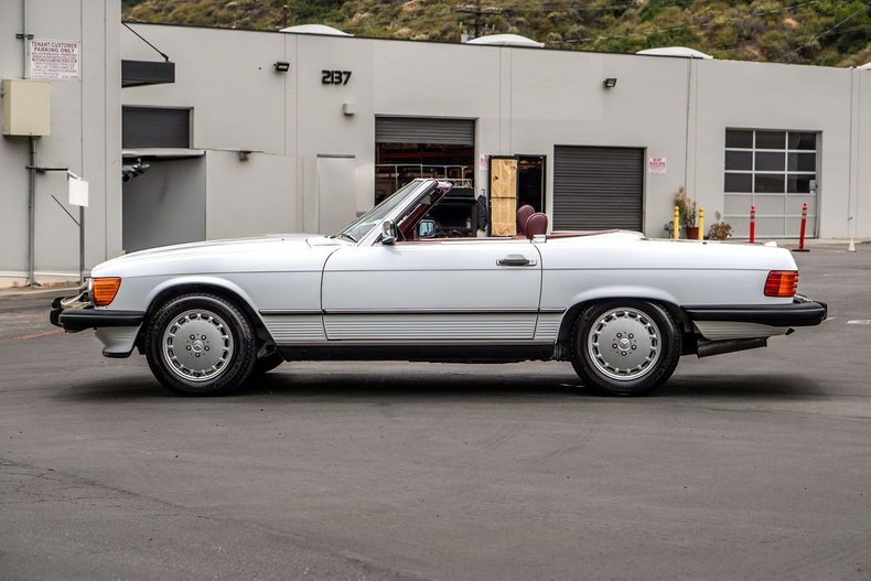 Mercedes-benz-Other-1988-White-Burgundy-Leather-27