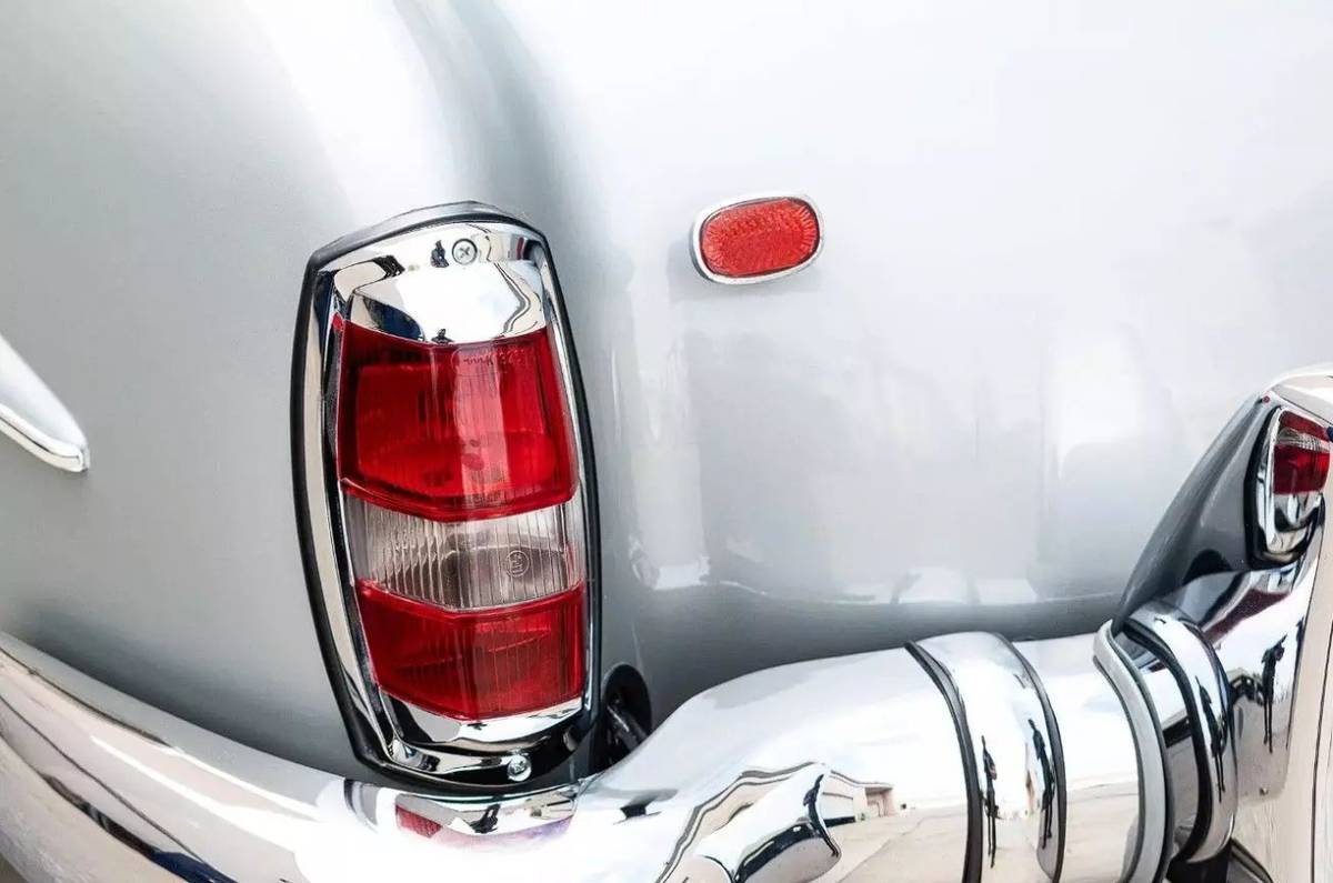 Mercedes-benz-benz-190-series-1961-silver-17