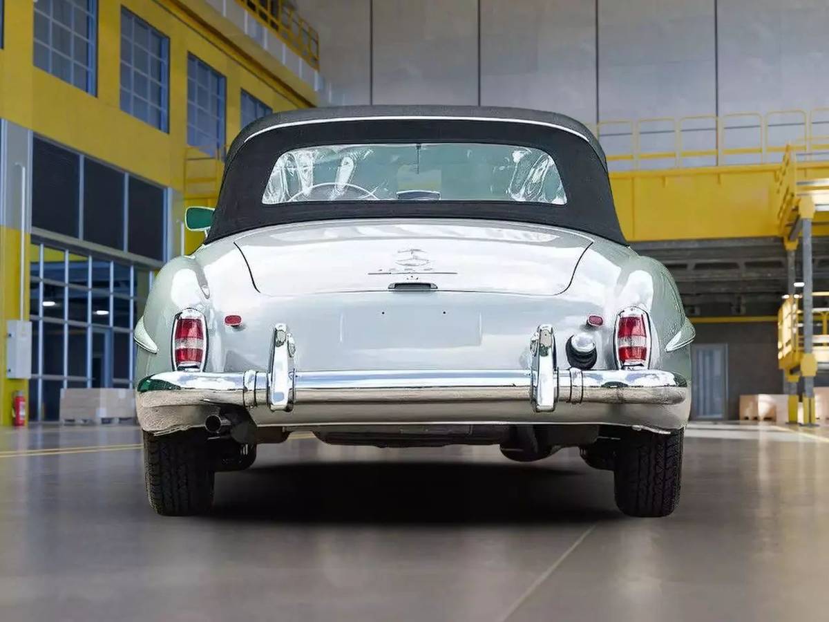 Mercedes-benz-benz-190-series-1961-silver-3