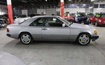 Mercedes-benz-benz-300-1993-silver-5