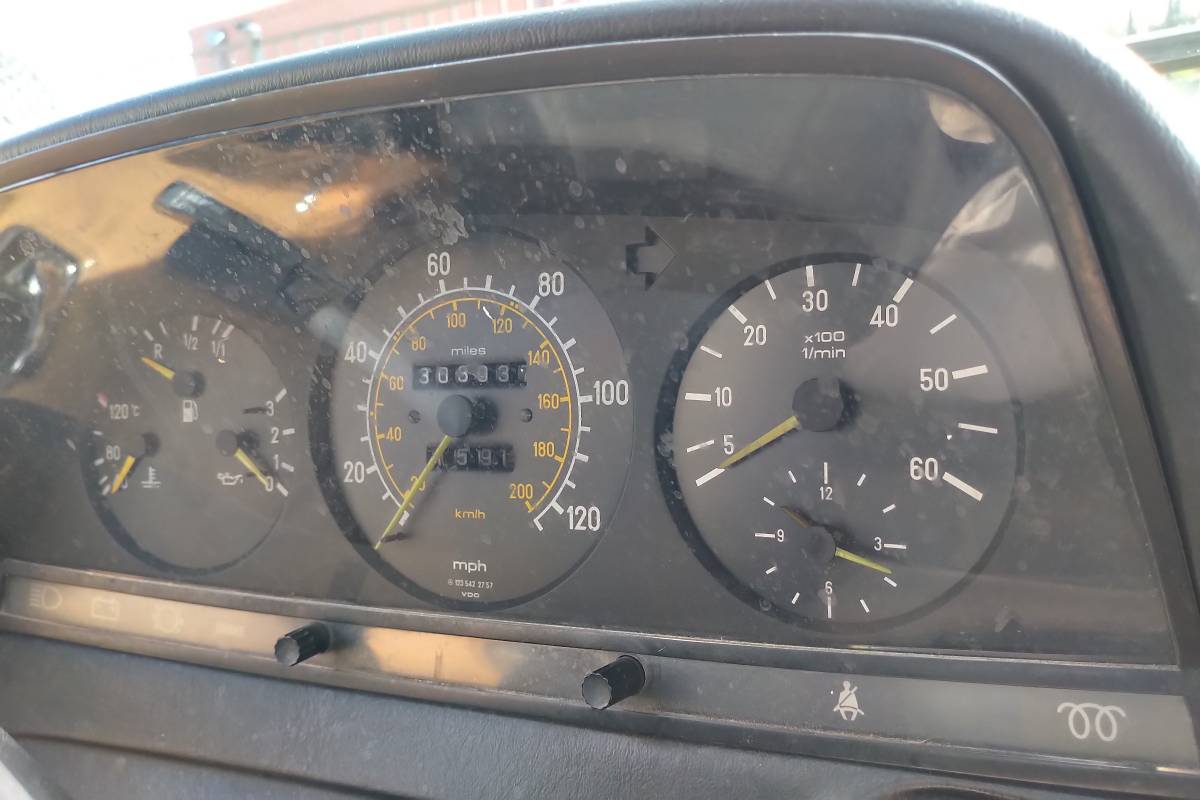 Mercedes-benz-benz-300-300dt-diesel-1985-blue-15