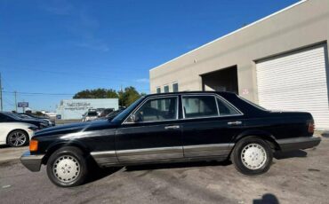 Mercedes-benz-benz-300-diesel-1983-black-1