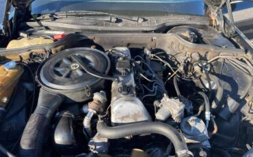 Mercedes-benz-benz-300-diesel-1983-black-10