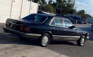 Mercedes-benz-benz-300-diesel-1983-black-3
