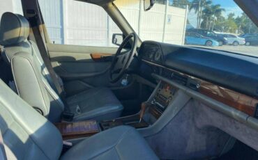 Mercedes-benz-benz-300-diesel-1983-black-8