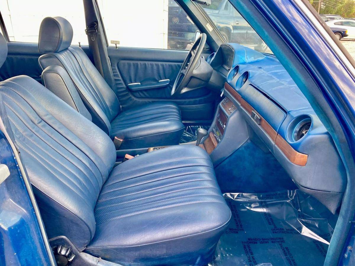 Mercedes-benz-benz-300-diesel-1985-blue-9