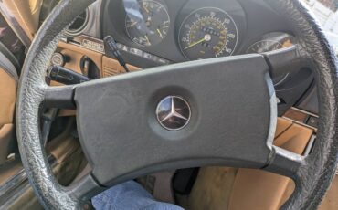 Mercedes-benz-benz-380-1985-custom-11