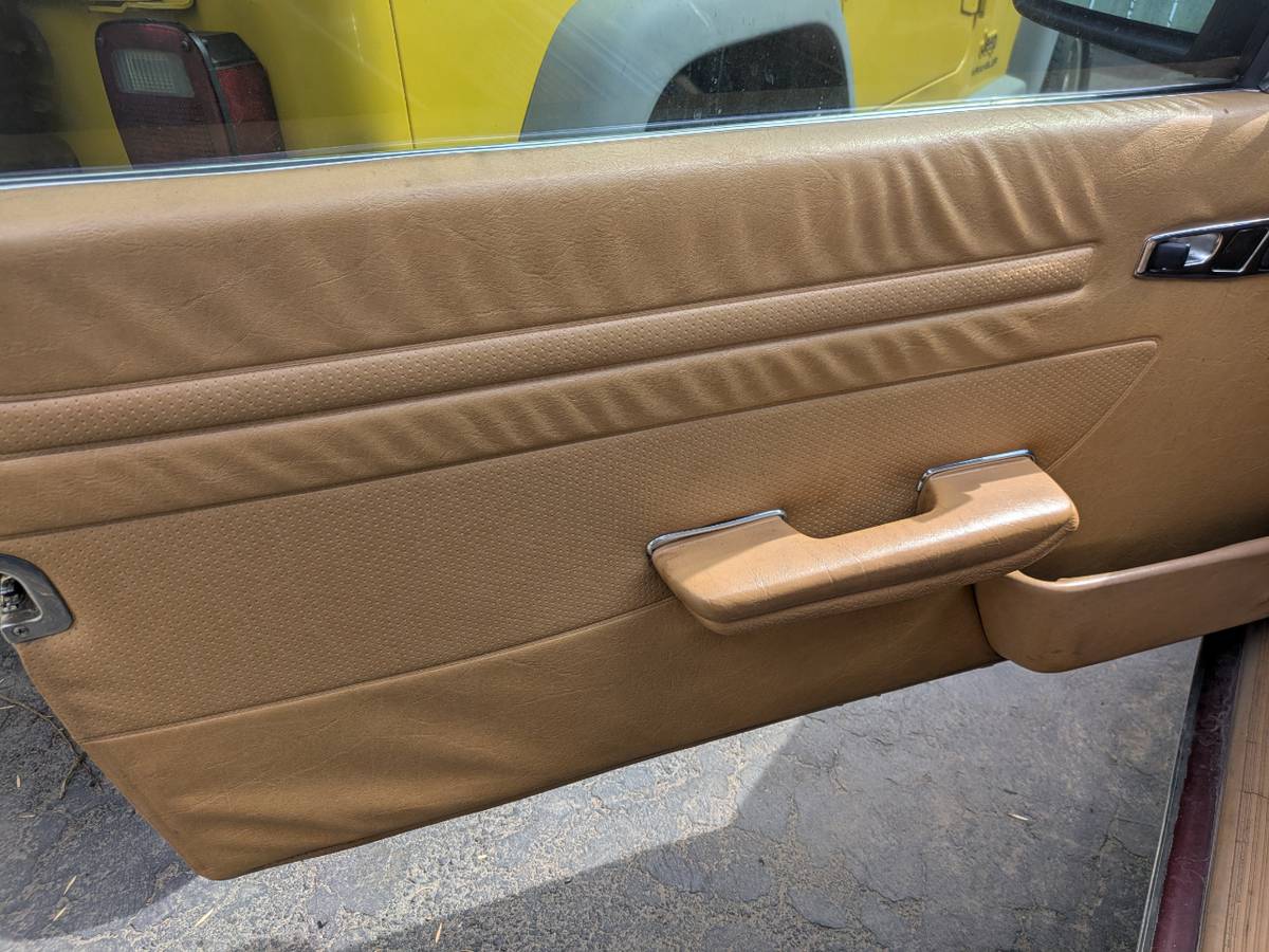 Mercedes-benz-benz-380-1985-custom-5