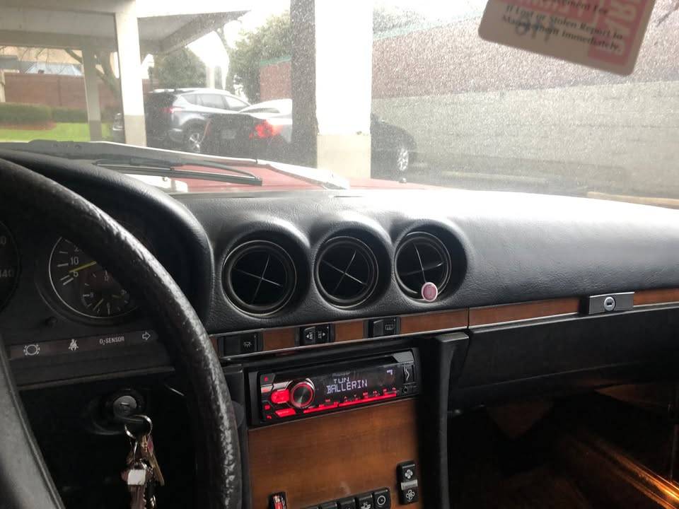 Mercedes-benz-benz-380-sl-convertible-1982-red-11