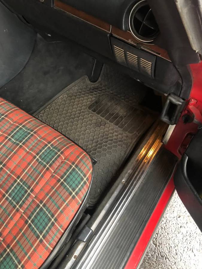 Mercedes-benz-benz-380-sl-convertible-1982-red-8