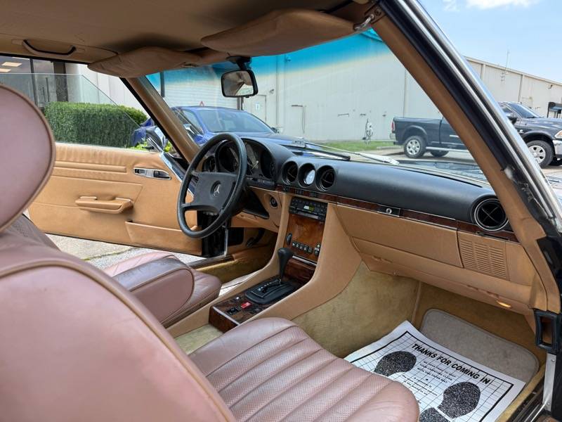 Mercedes-benz-benz-380sl-1985-black-22