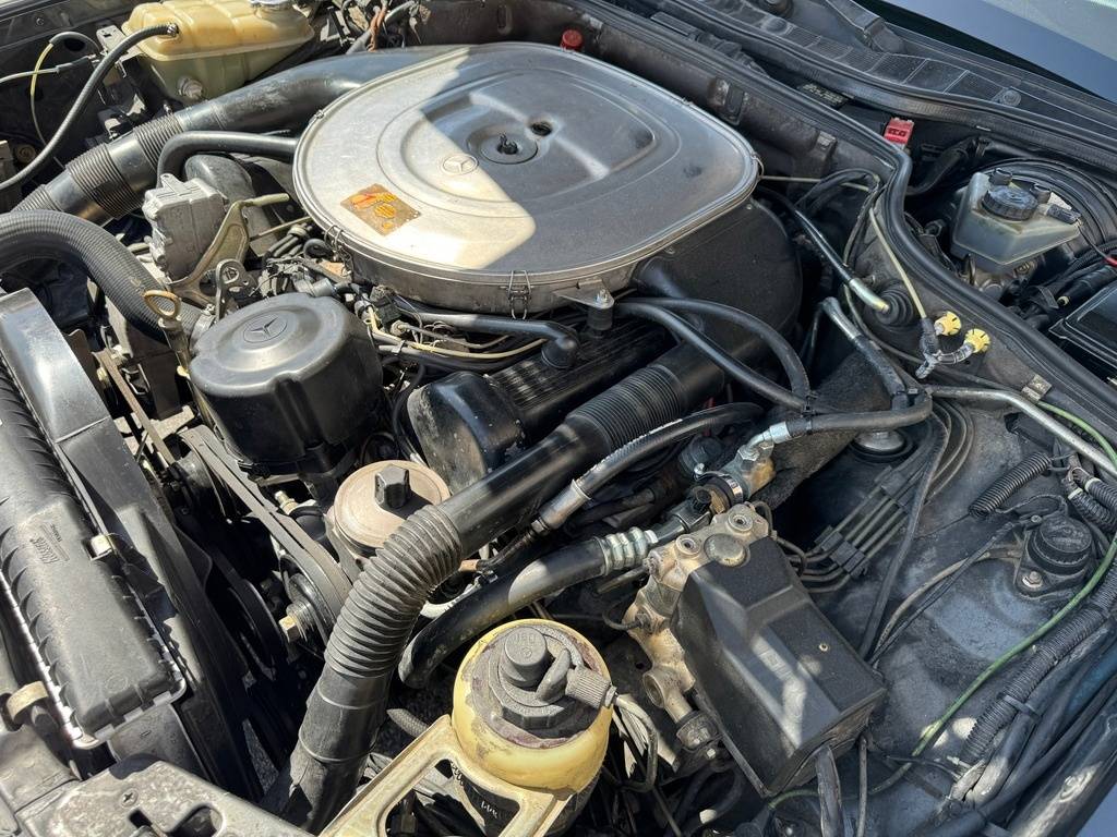 Mercedes-benz-benz-560-class-1987-black-20
