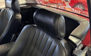Mercedes-benz-benz-560-class-1989-red-11