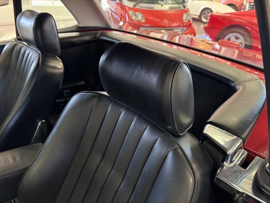 Mercedes-benz-benz-560-class-1989-red-11