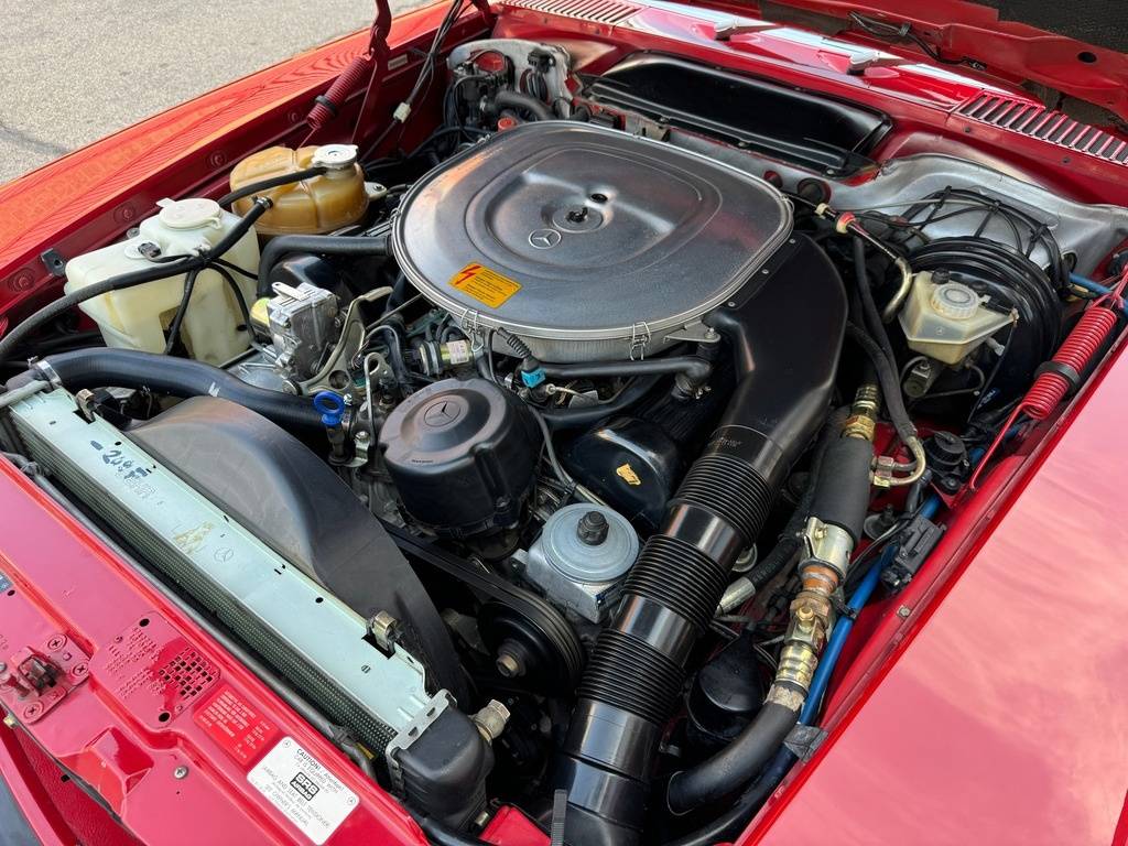 Mercedes-benz-benz-560-class-1989-red-17
