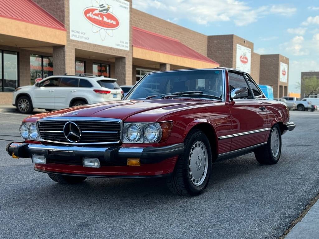 Mercedes-benz-benz-560-class-1989-red-8