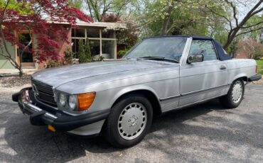 Mercedes-benz-benz-560-sl-1988