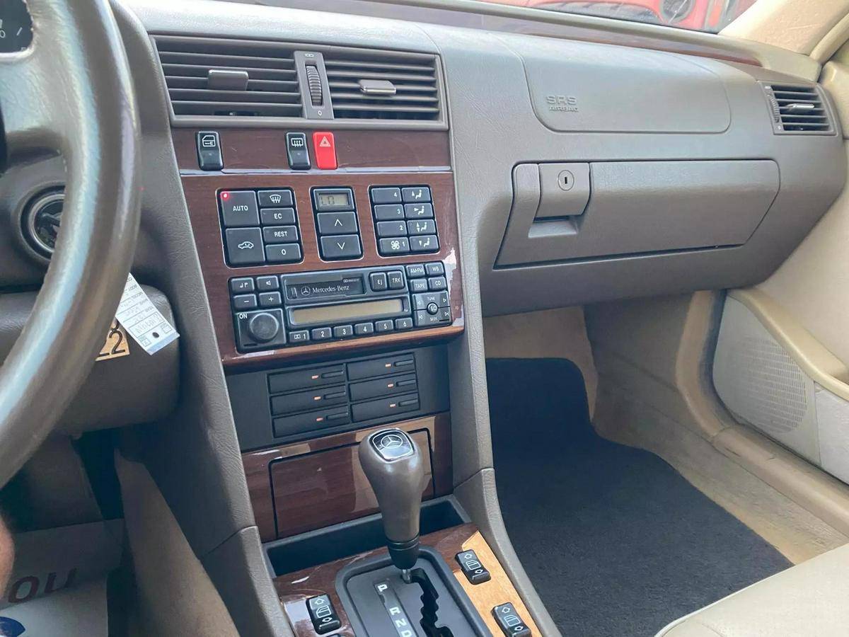 Mercedes-benz-benz-c-class-1995-red-7