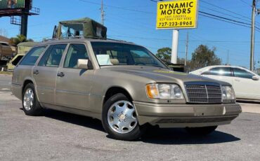 Mercedes-benz-benz-e-class-1995-silver-6