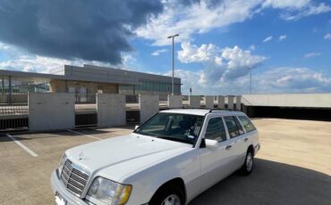 Mercedes-benz-benz-e-class-e320-1995-white