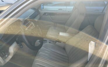 Mercedes-benz-benz-e320-1995-6