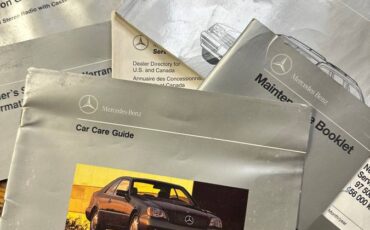 Mercedes-benz-benz-e320-1995-8