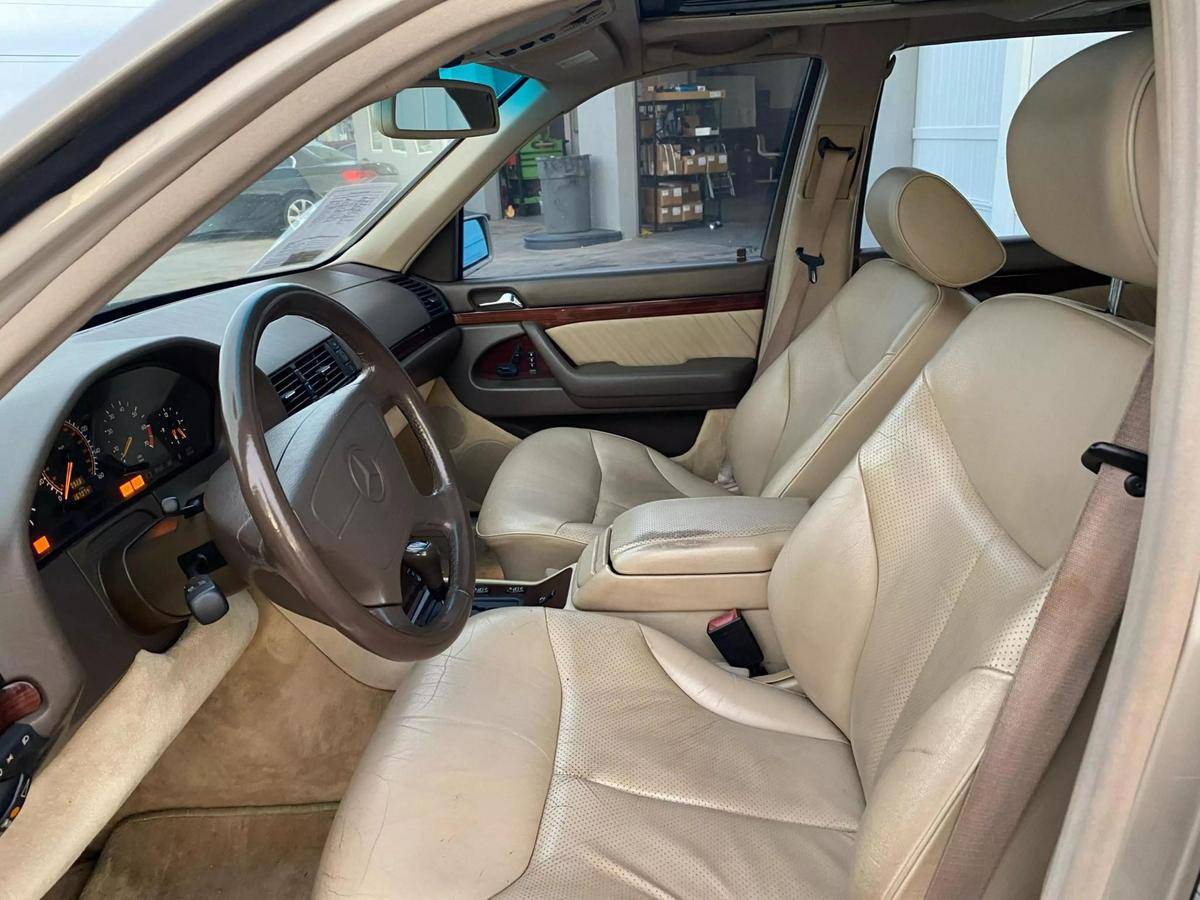 Mercedes-benz-benz-s-class-1995-11