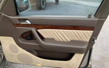 Mercedes-benz-benz-s-class-1995-8
