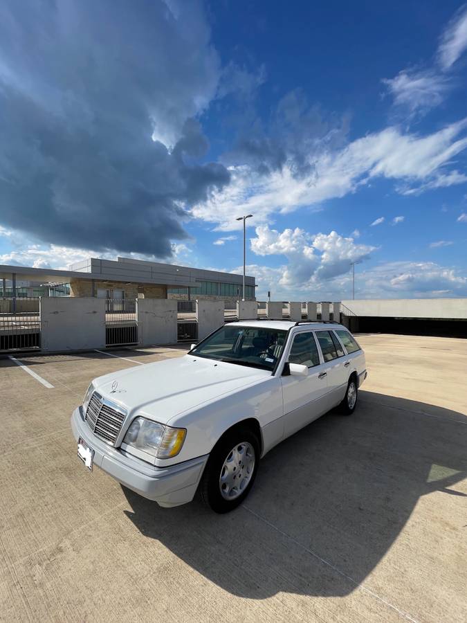 Mercedes-benz-benz-w123-w124-300d-240d-190e-diesel-1995-white-12
