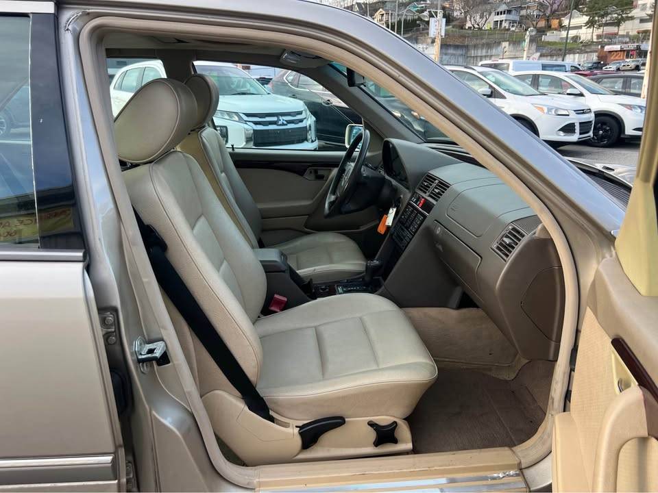 Mercedes-benz-c220-1995-brown-7
