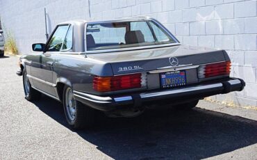 Mercedesbenz-380-series-1982-brown-3