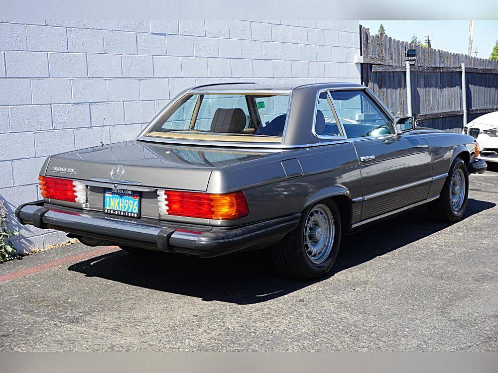 Mercedesbenz-380-series-1982-brown-5