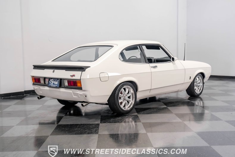 Mercury-Capri-1976-White-Black-26